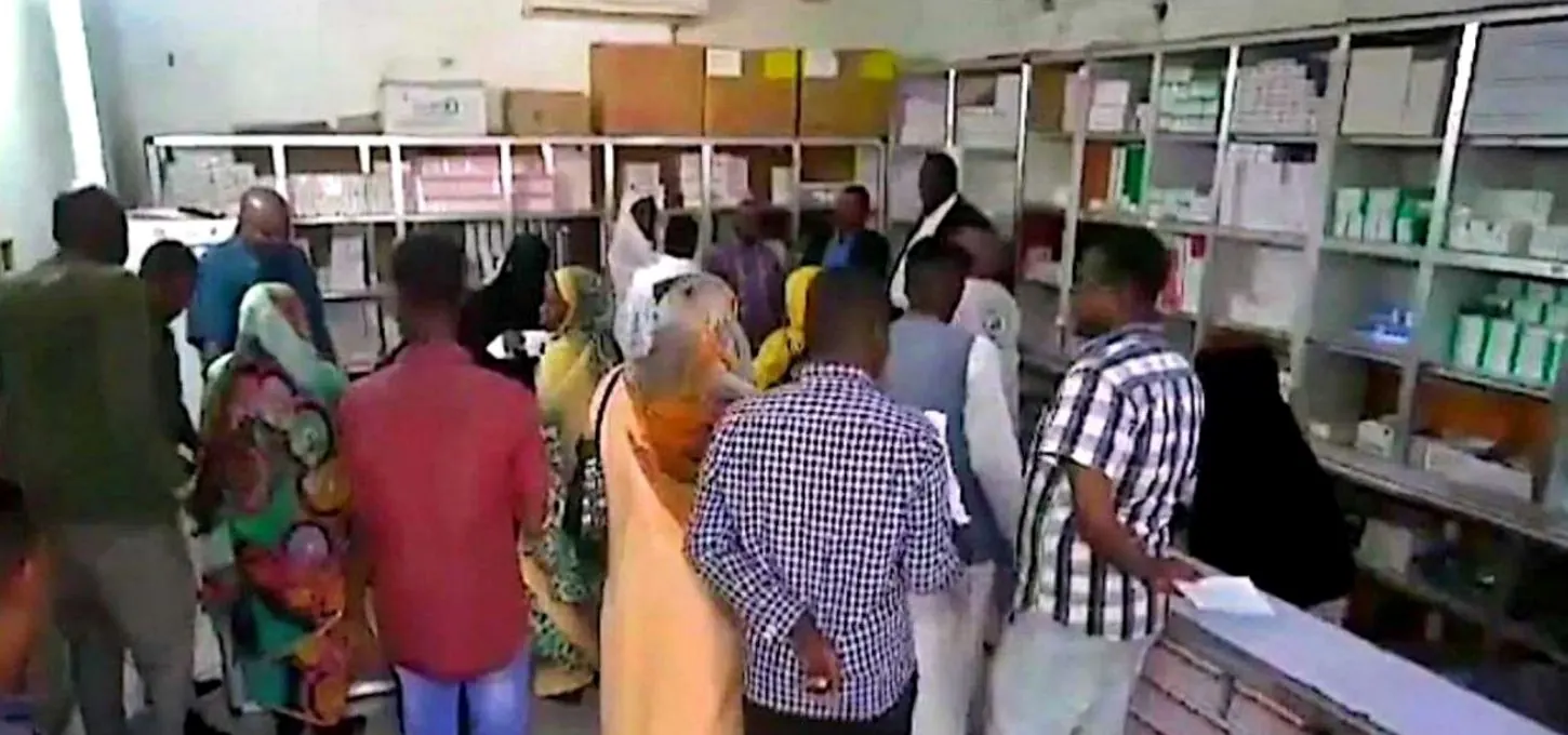 صيدلية مركز صحي بعد تأهيله
