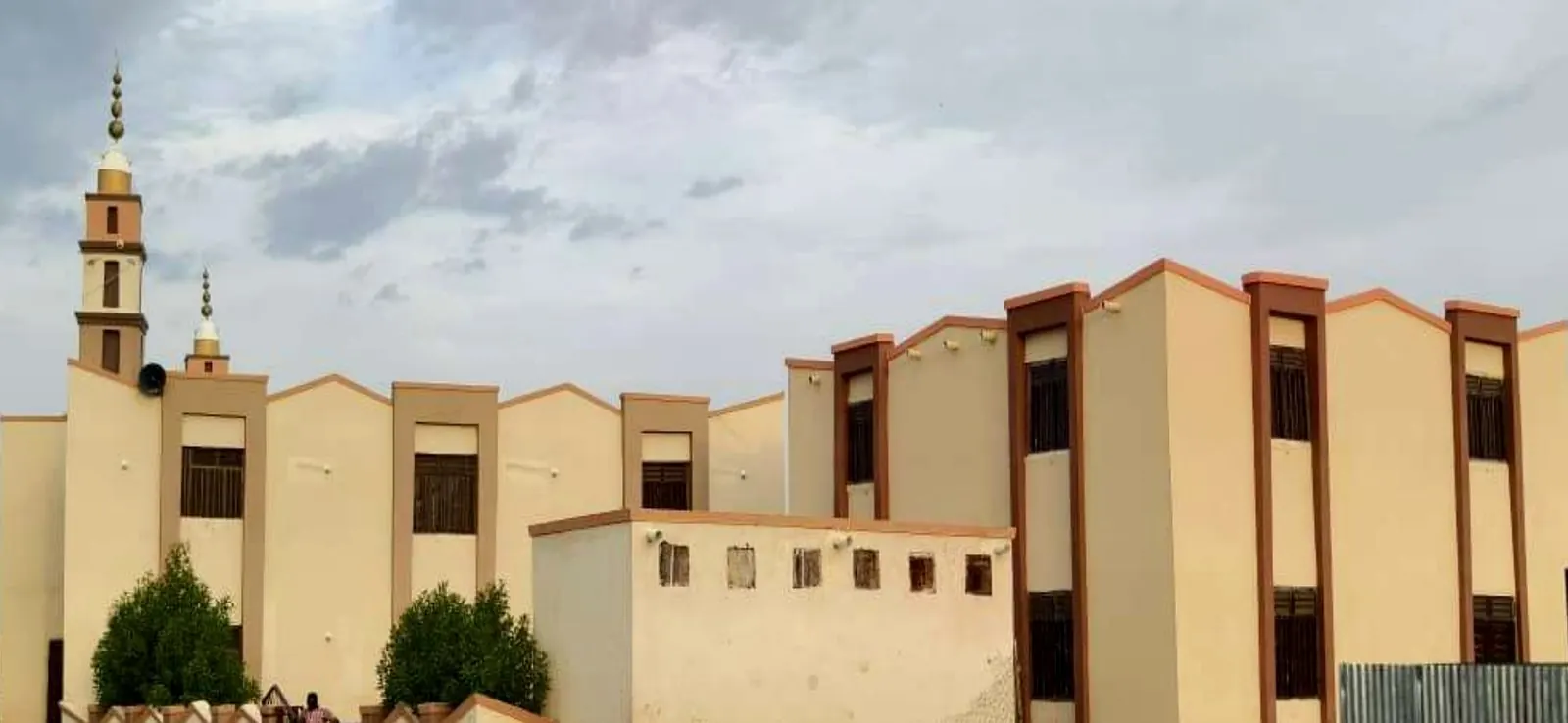 مجمع التقوى الإسلامي بحي دلسة في القضارف، مقر المنظمة